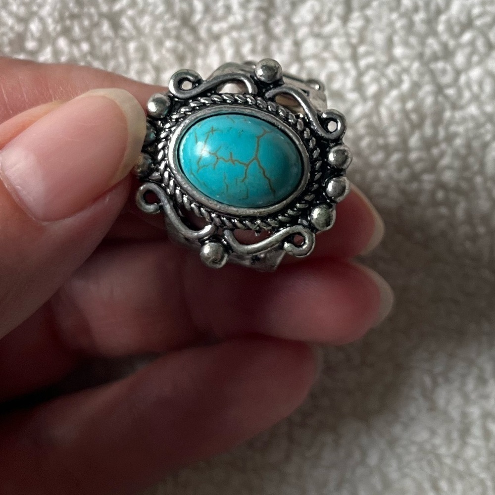 Vintage Faux Turquoise and Silver Stretch Band Ring